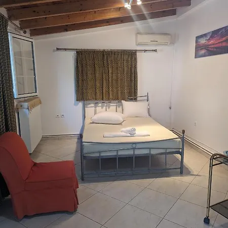 λευτέρης * Isthmia